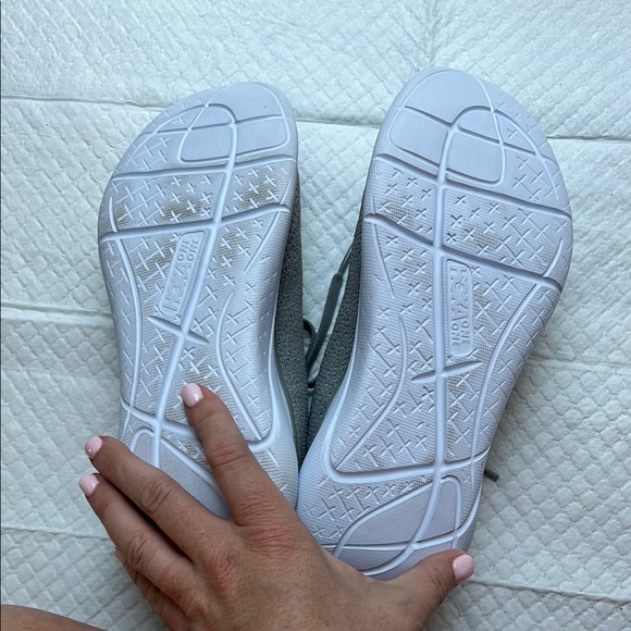 Hoka One One Light Gray Sneakers - Picture 6 of 8